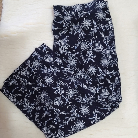 Caslon Navy Blue Floral Wide Leg Pants - Picture 3 of 4